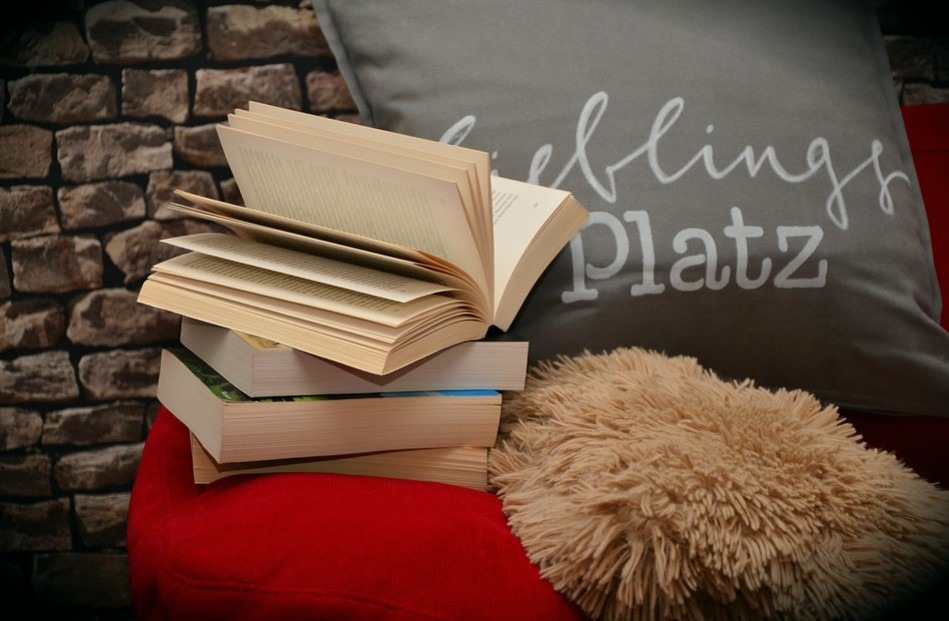 Make a relaxing reading corner for the kids